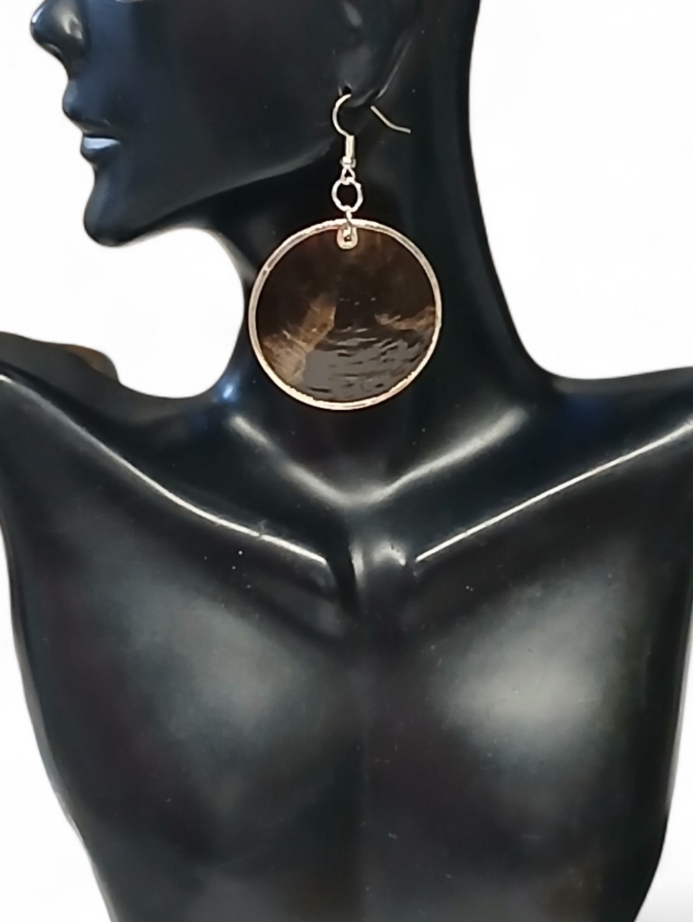 E3092 Brown Shell Disc Drop Earrings with Silver Frame